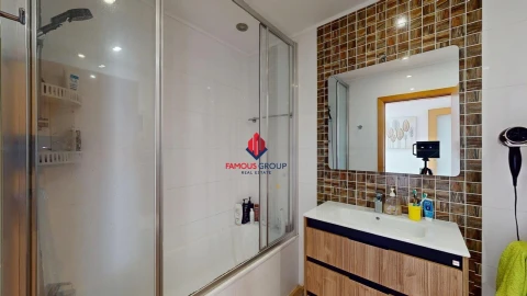 Apartamento T4 para Venda em Portimão