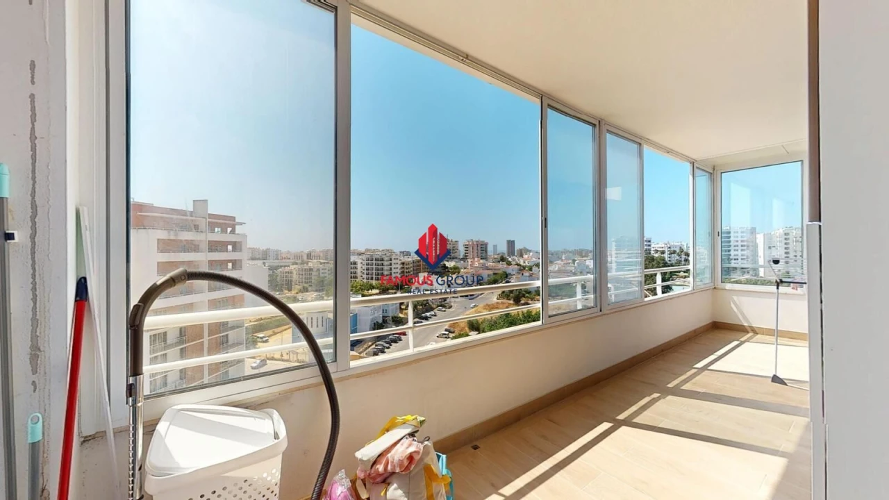 Apartamento T4 para Venda em Portimão Foto 22