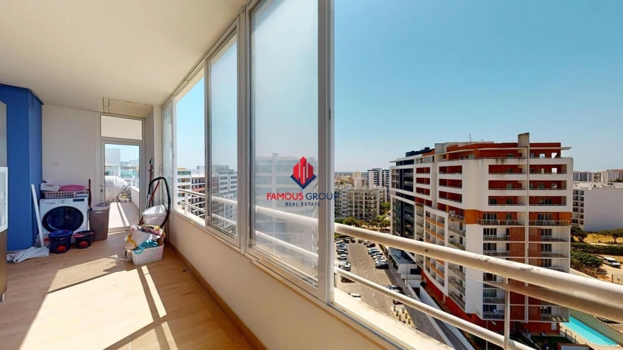 Apartamento T4 para Venda em Portimão Foto 24