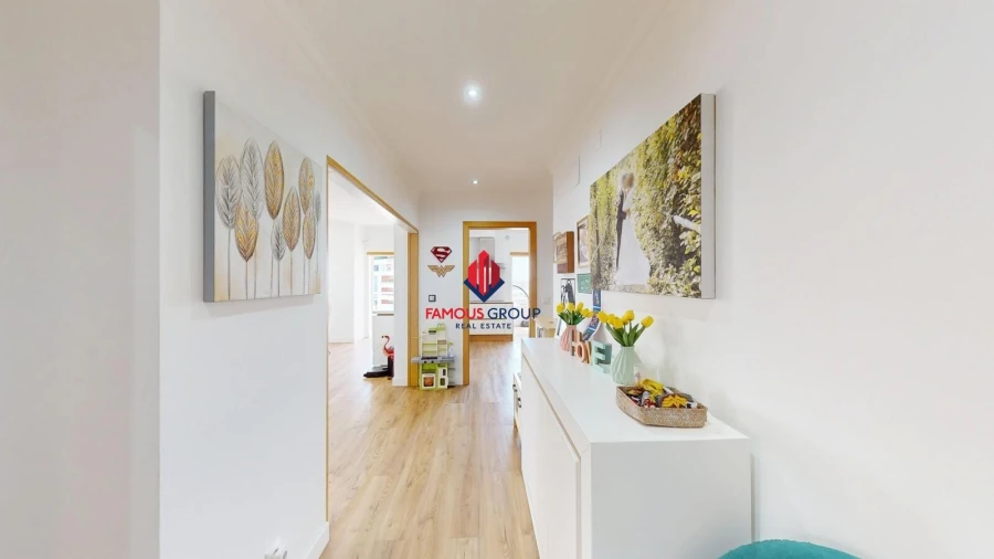 Apartamento T4 para Venda em Portimão Foto 39