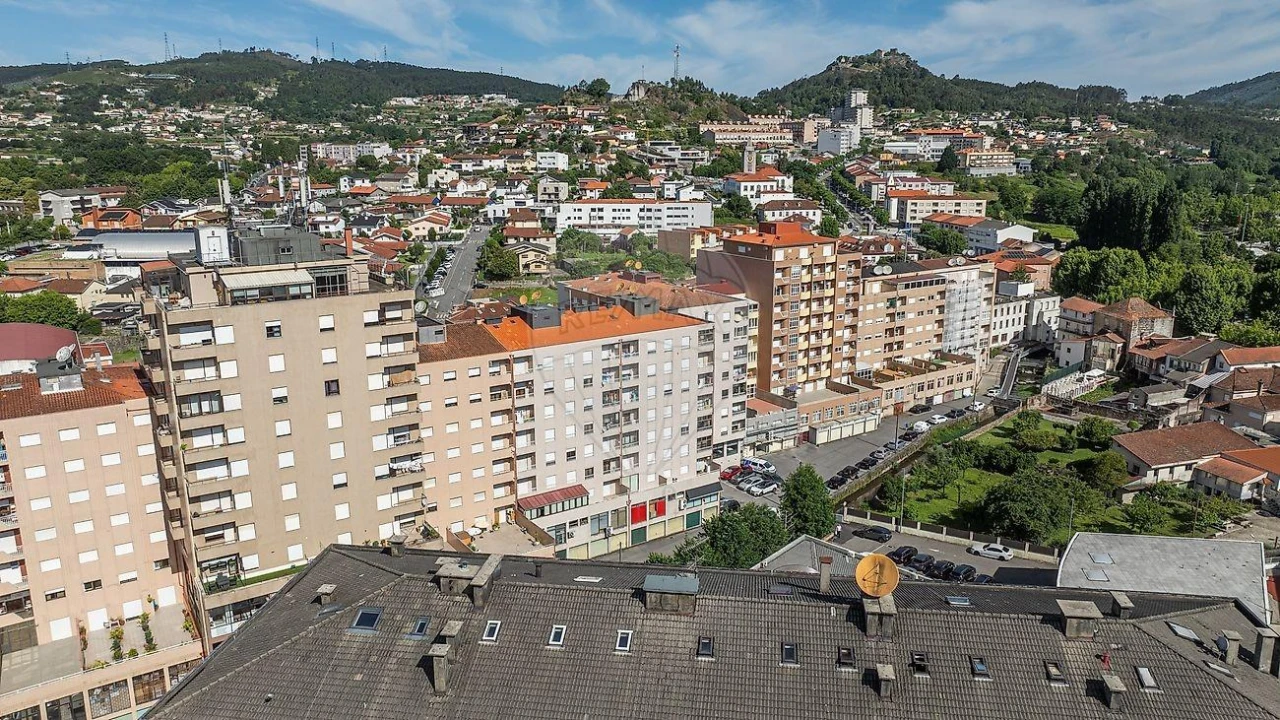 Apartamento T3 para Venda em Povoa de Lanhoso (N. Senhora do Amparo) Foto 10