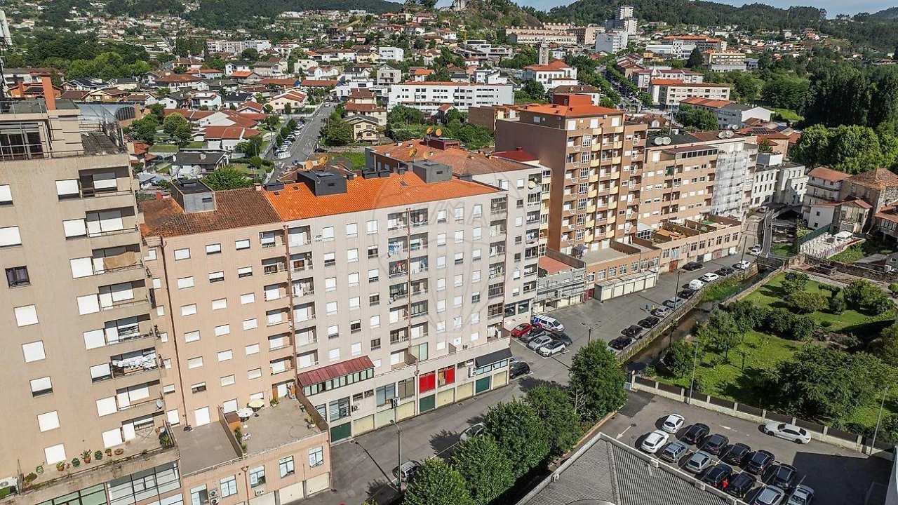 Apartamento T3 para Venda em Povoa de Lanhoso (N. Senhora do Amparo) Foto 7