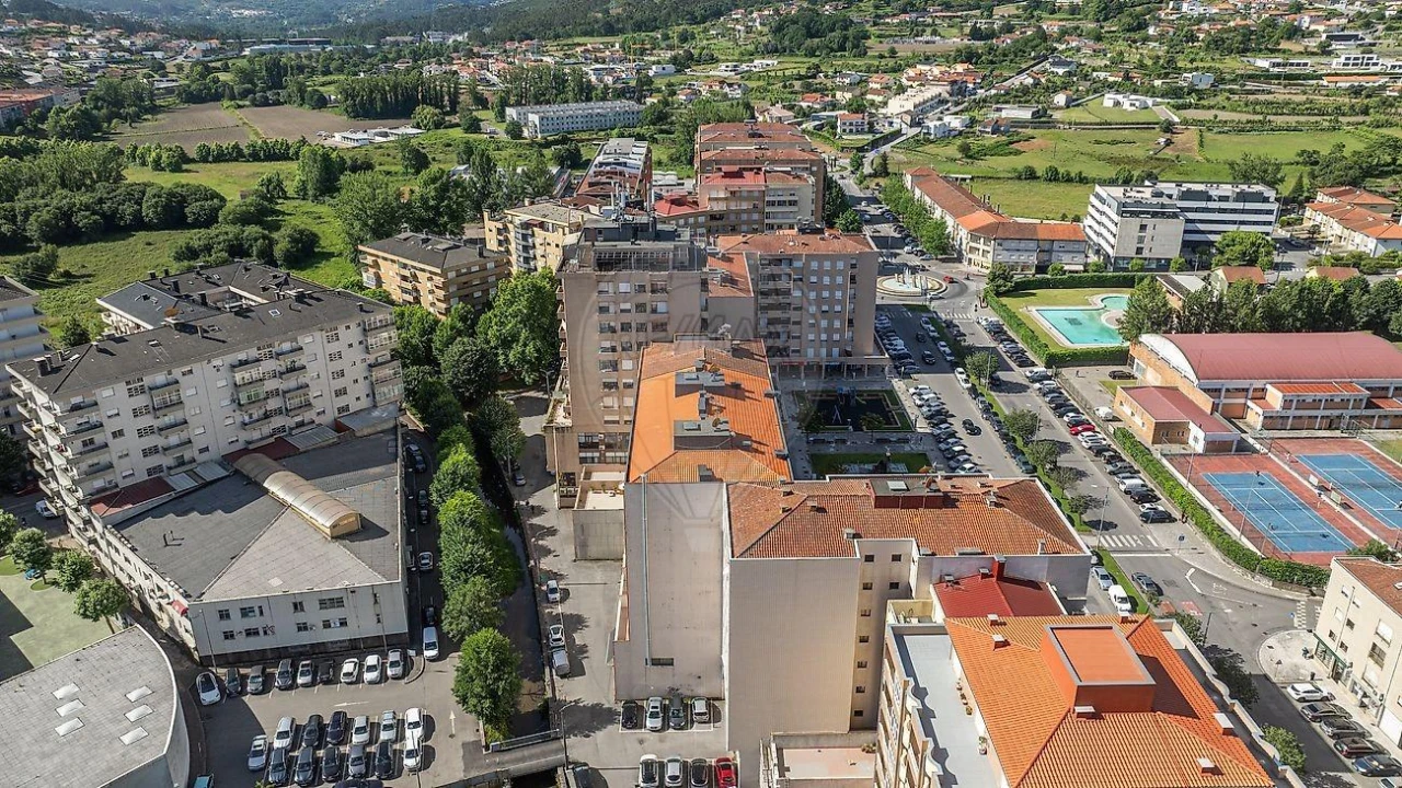 Apartamento T3 para Venda em Povoa de Lanhoso (N. Senhora do Amparo) Foto 9
