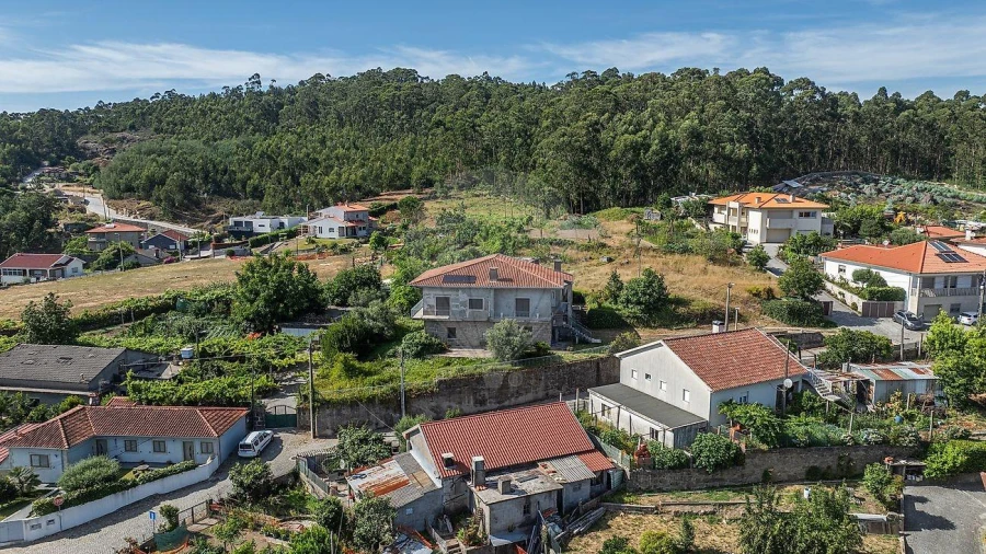 Moradia T3 para Venda em Arentim e Cunha Foto 5