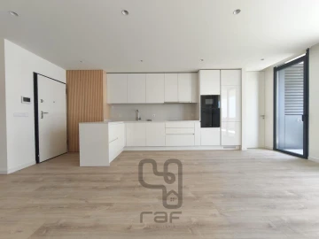 Apartamento T2 para Venda em Glória e Vera Cruz