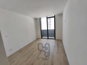 Apartamento T2 para Venda em Glória e Vera Cruz