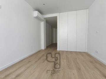 Apartamento T2 para Venda em Glória e Vera Cruz