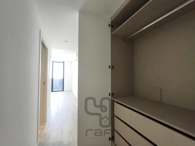 Apartamento T2 para Venda em Glória e Vera Cruz Foto 26