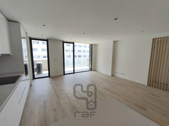 Apartamento T2 para Venda em Glória e Vera Cruz Foto 9