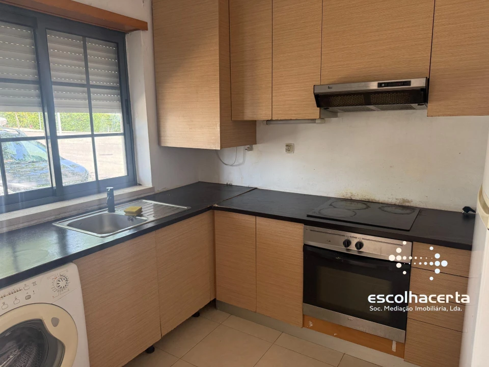 Apartamento T1 para Venda em Quinta do Anjo Foto 1