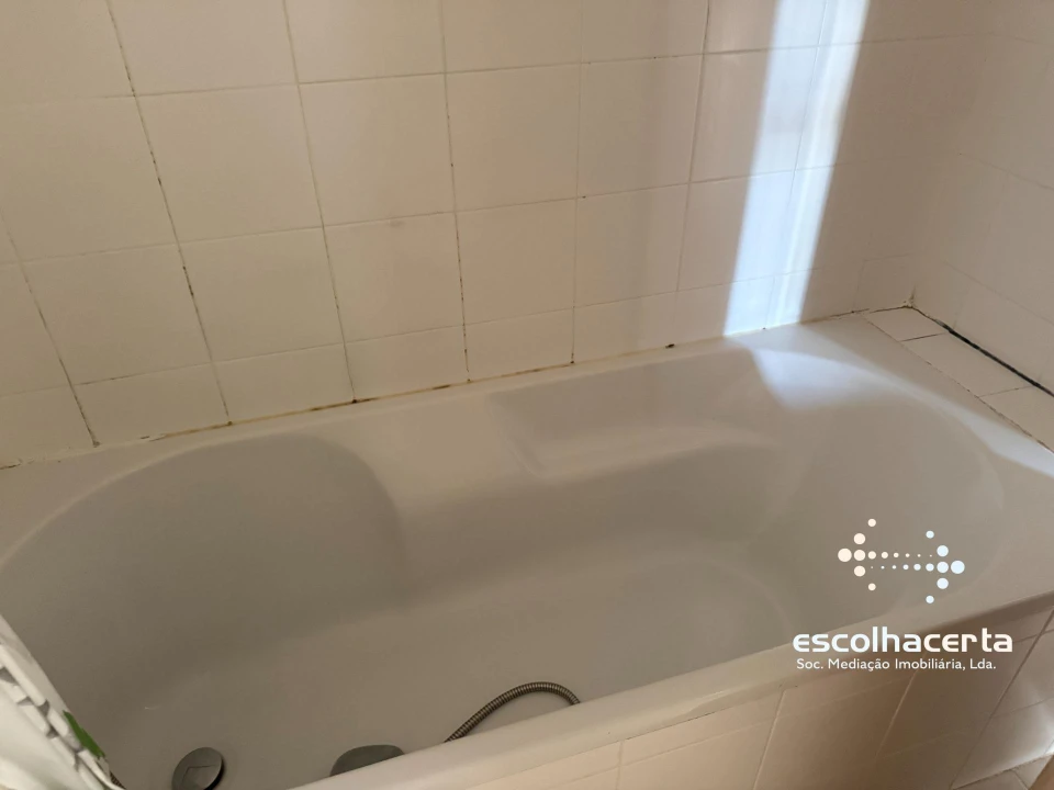 Apartamento T1 para Venda em Quinta do Anjo Foto 13