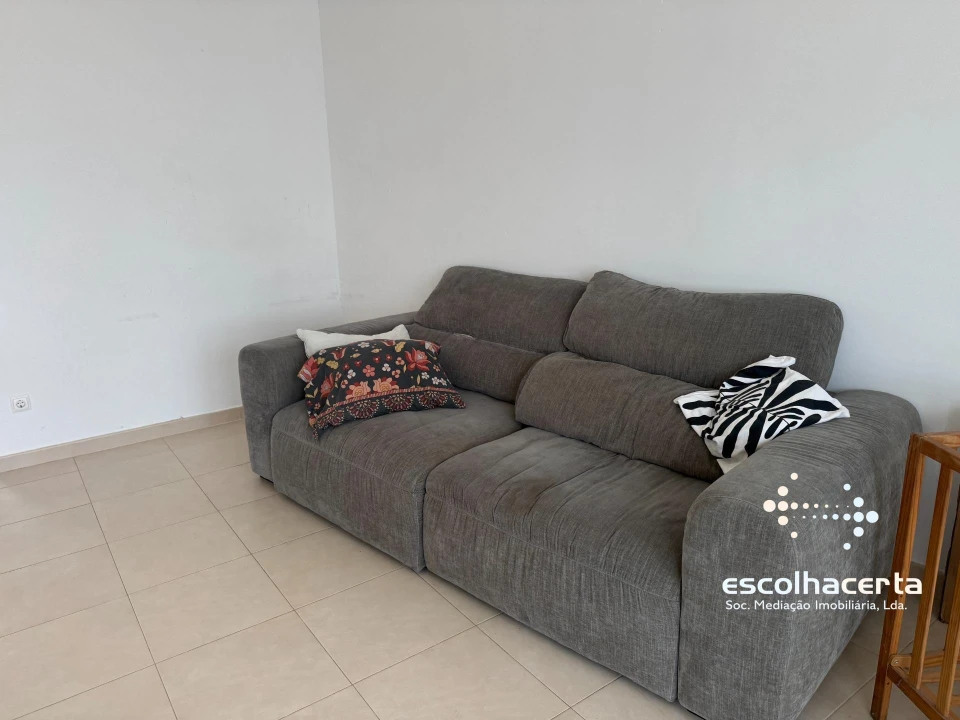 Apartamento T1 para Venda em Quinta do Anjo Foto 16