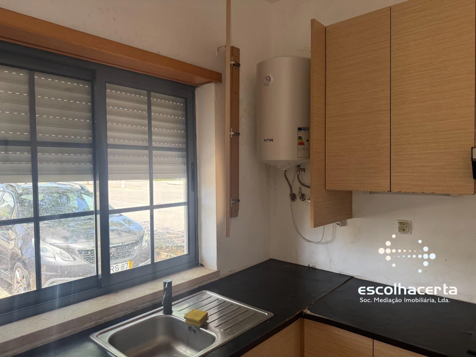 Apartamento T1 para Venda em Quinta do Anjo Foto 2
