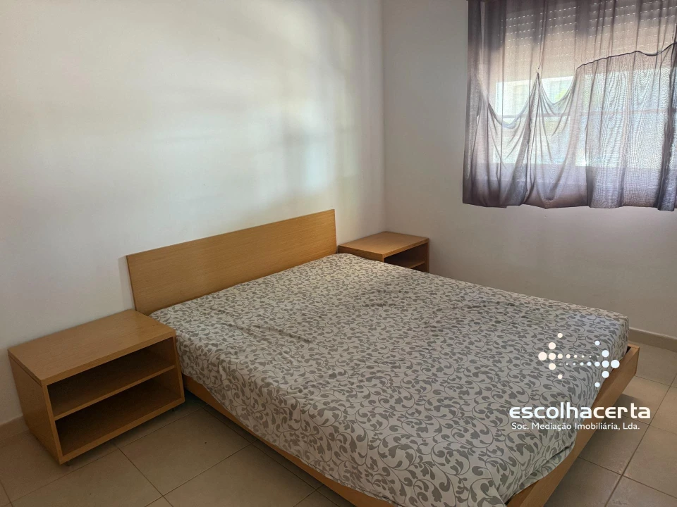 Apartamento T1 para Venda em Quinta do Anjo Foto 9