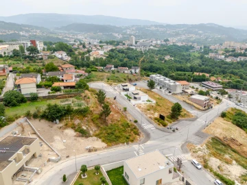 Terreno para Venda em Amarante (São Gonçalo), Madalena, Cepelos e Gatão