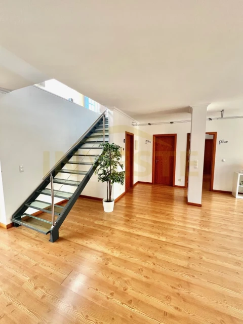Apartamento T3 para Arrendamento em Cascais e Estoril