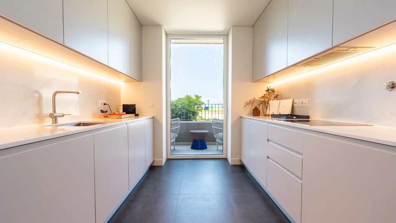 Apartamento T2 para para venda em Quarteira Foto 6