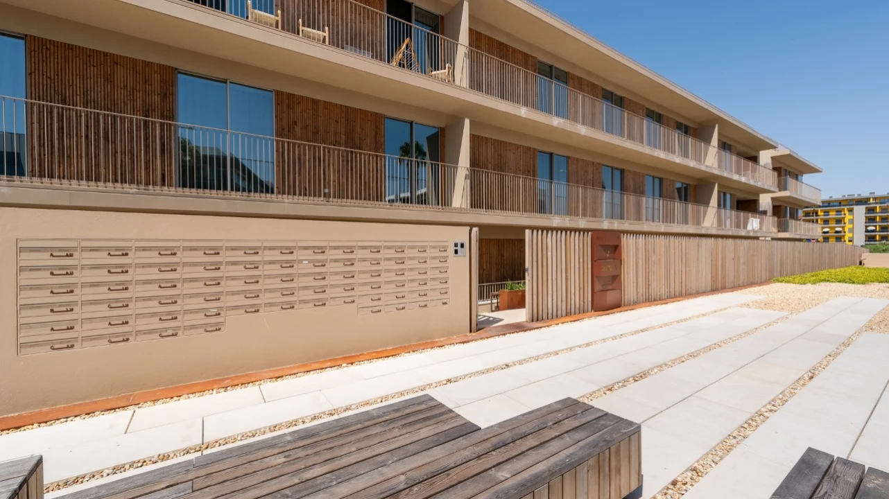 Apartamento T2 para para venda em Quarteira Foto 32