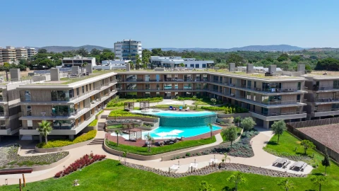 Apartamento T2 para para venda em Quarteira