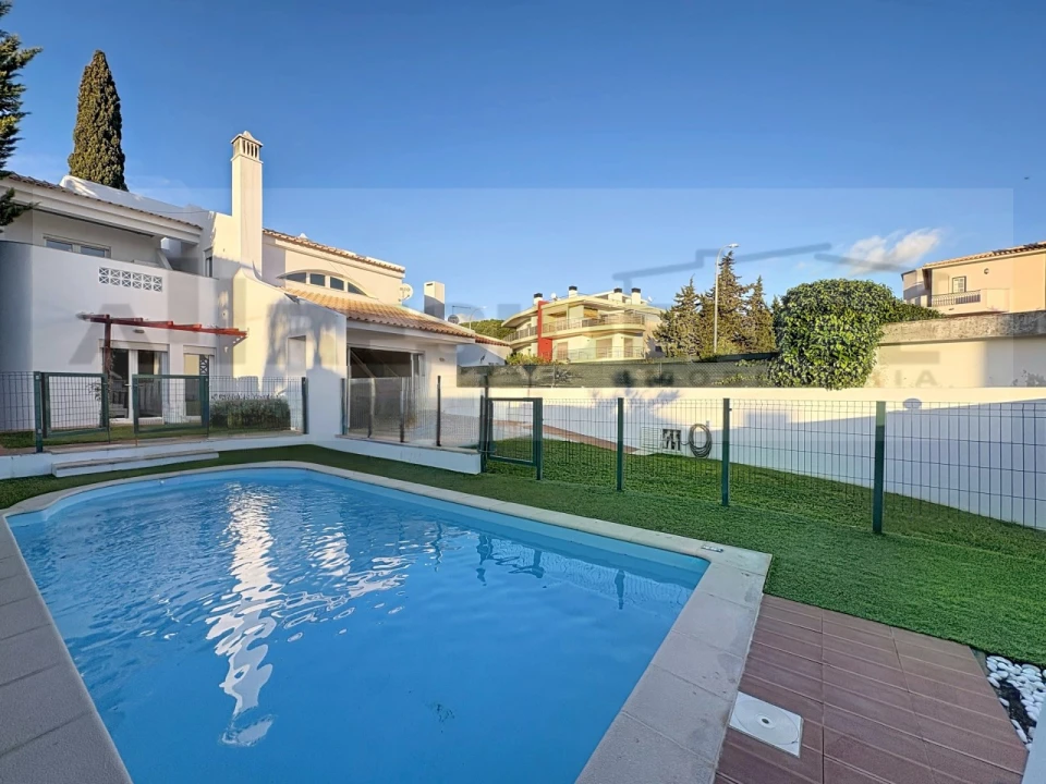 Moradia T3 para Venda em Albufeira e Olhos de Água Foto 24