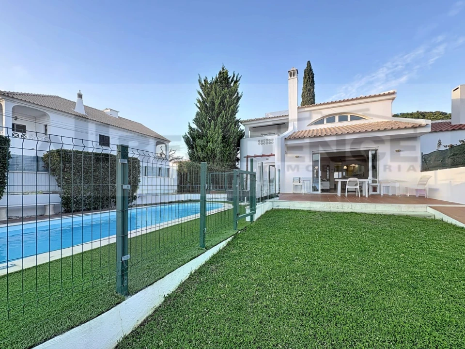 Moradia T3 para Venda em Albufeira e Olhos de Água Foto 27