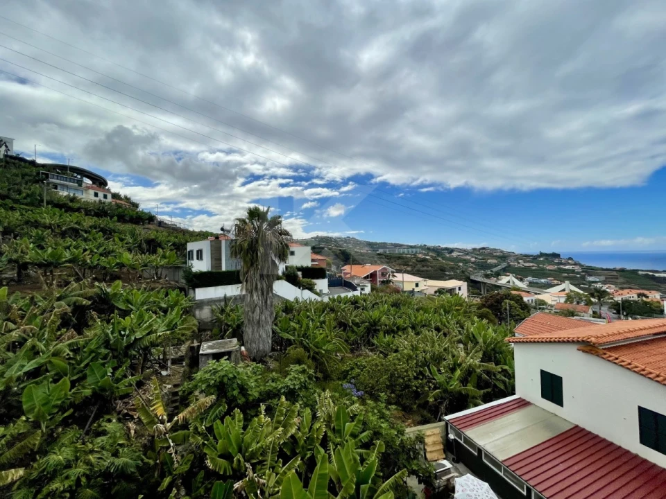 Apartamento T4 para Arrendamento em Camara de Lobos Foto 29
