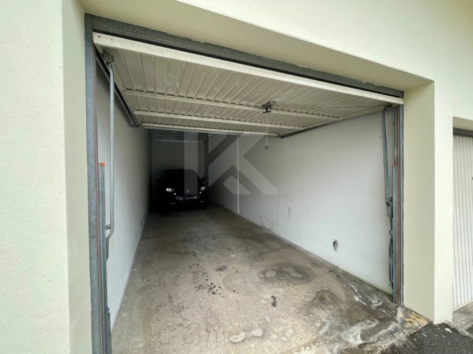 Apartamento T4 para Arrendamento em Camara de Lobos Foto 25