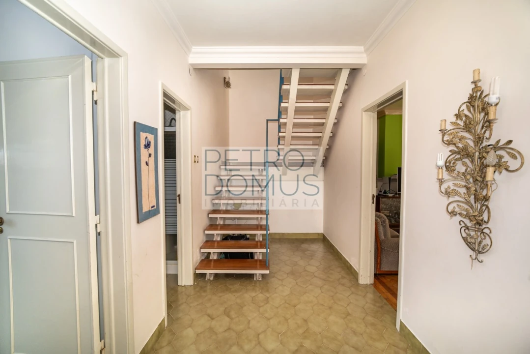 Moradia T4 para Venda em Marvila, Ribeira Santarém, São Salvador, São Nicolau Foto 5