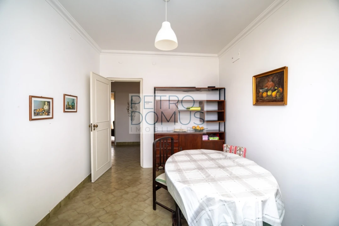 Moradia T4 para Venda em Marvila, Ribeira Santarém, São Salvador, São Nicolau Foto 8