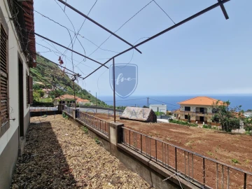 Moradia T3 para Venda em Arco da Calheta