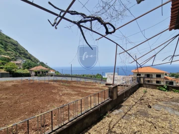 Moradia T3 para Venda em Arco da Calheta