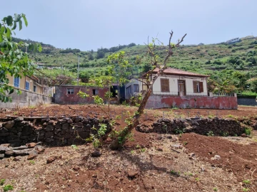 Moradia T3 para Venda em Arco da Calheta
