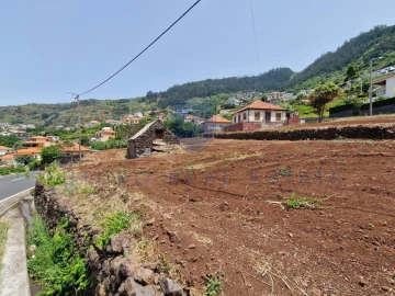 Moradia T3 para Venda em Arco da Calheta