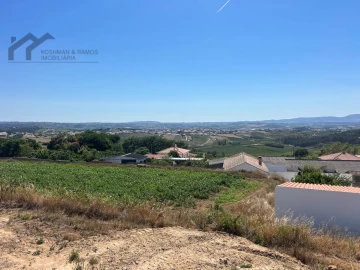 Moradia T4 para Venda em Reguengo Grande