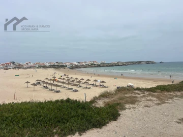 Moradia T4 para Venda em Reguengo Grande