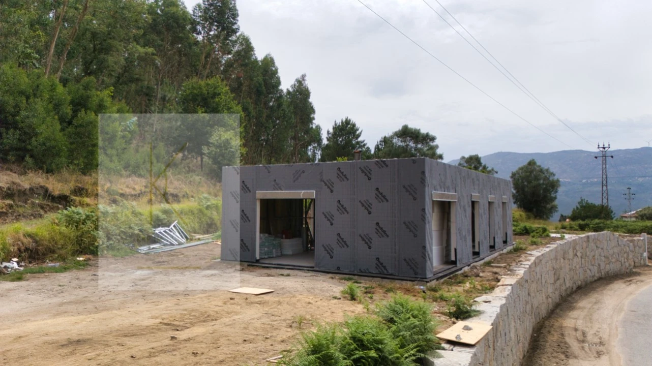Moradia T3 para Venda em Cabração e Moreira do Lima Foto 3