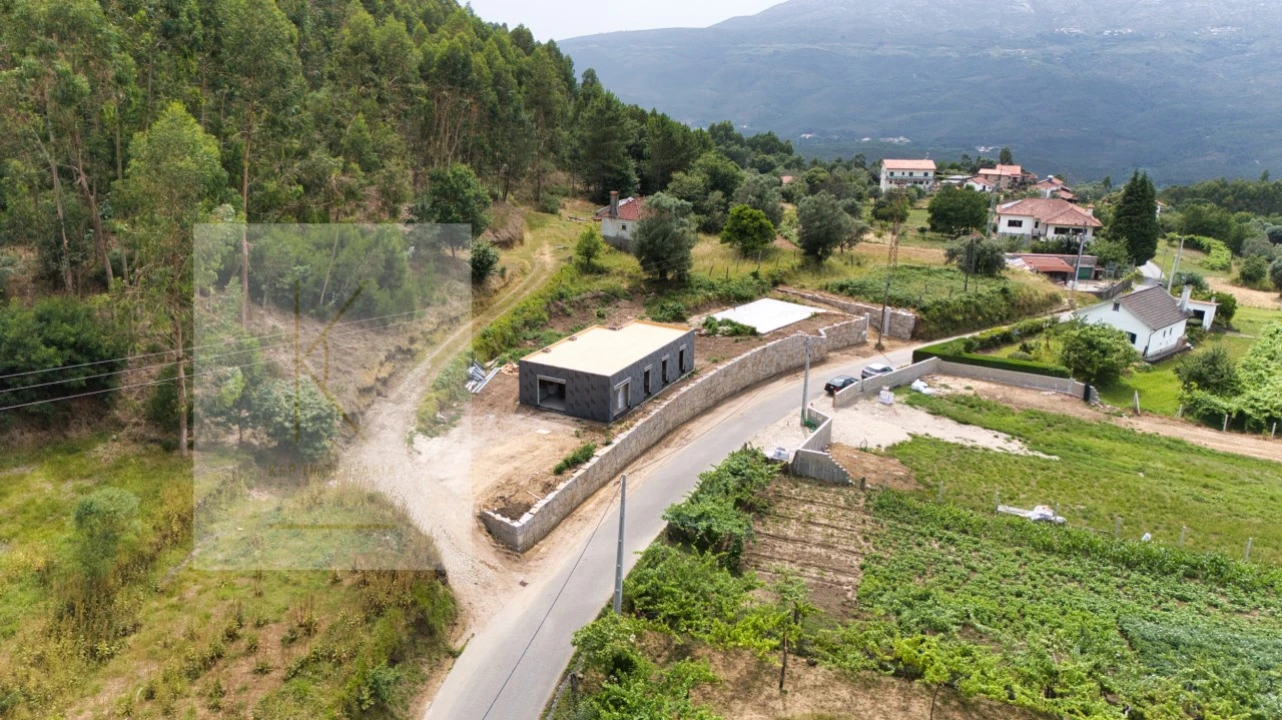 Moradia T3 para Venda em Cabração e Moreira do Lima Foto 21