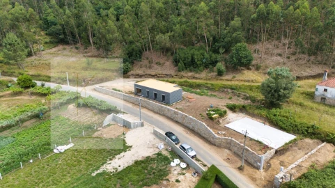 Moradia T3 para Venda em Cabração e Moreira do Lima