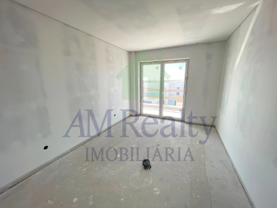 Apartamento T2 para Venda em Ferrel Foto 2