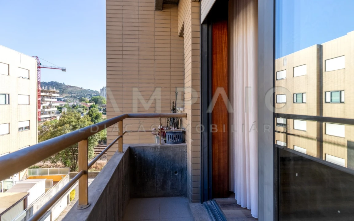 Apartamento T3 para Venda em Valongo Foto 17