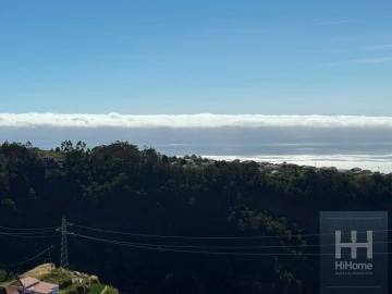 Moradia T4 para Venda em Santo Antonio da Serra