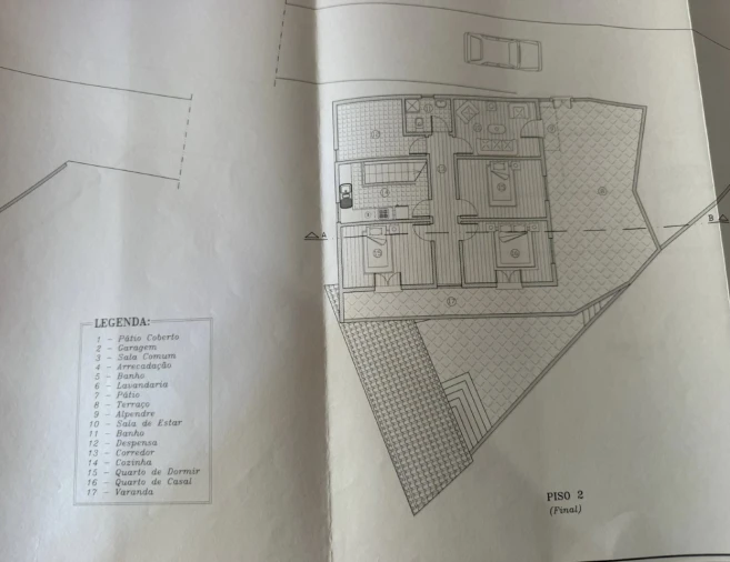 Moradia T4 para Venda em Santo Antonio da Serra Planta 1