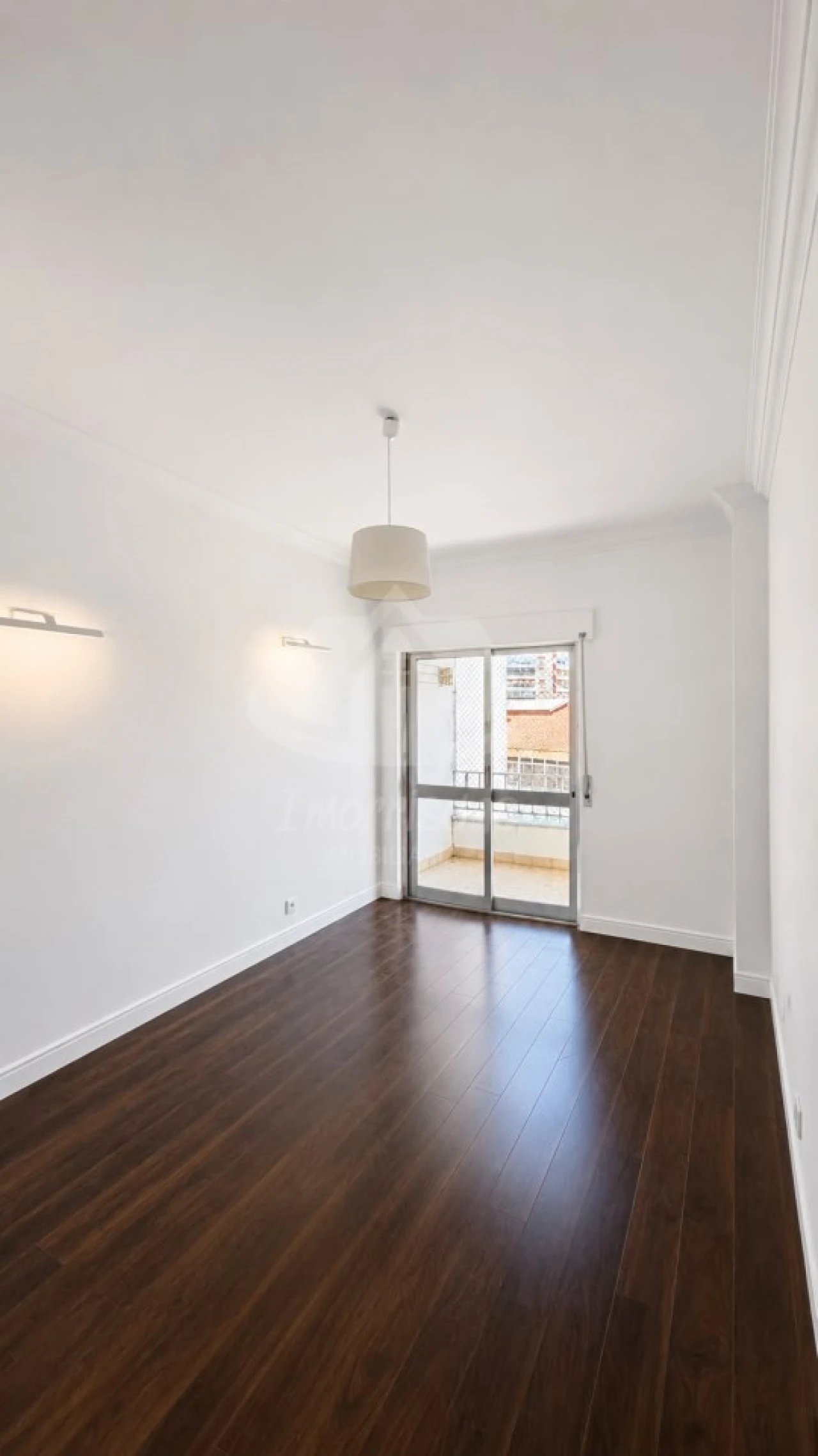 Apartamento T3 para Venda em Santa Iria de Azoia, São João da Talha e Bobadela Foto 4