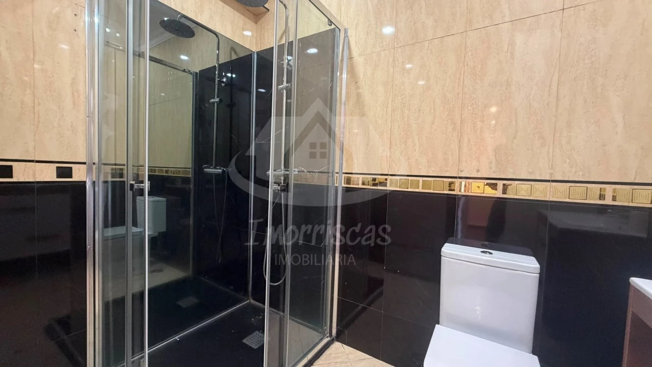 Apartamento T3 para Venda em Santa Iria de Azoia, São João da Talha e Bobadela Foto 10