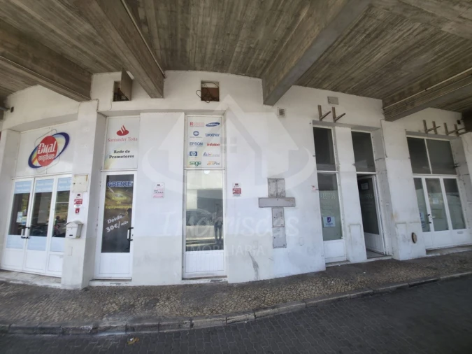 Armazém para Venda em Póvoa de Santo Adrião e Olival Basto Foto 34