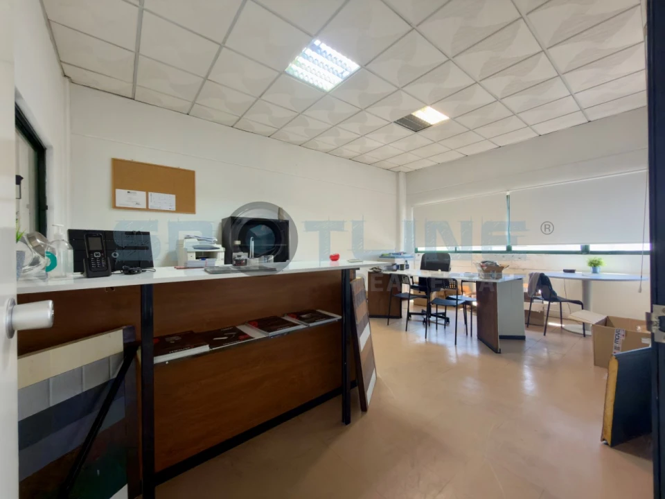 Armazém para Arrendamento em Vialonga Foto 14