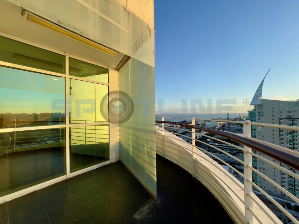 Apartamento T2 para Arrendamento em Parque das Nações Foto 44