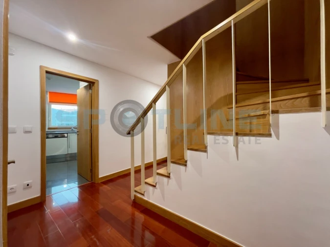 Apartamento T2 para Arrendamento em Parque das Nações Foto 3