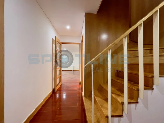Apartamento T2 para Arrendamento em Parque das Nações Foto 9