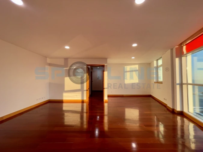 Apartamento T2 para Arrendamento em Parque das Nações Foto 14